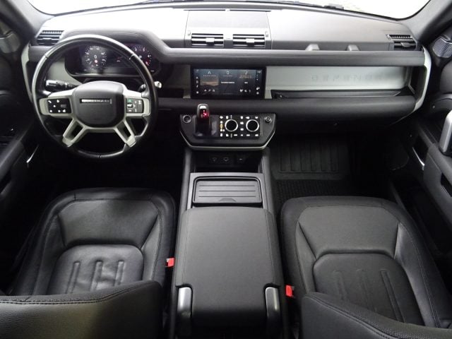 Land Rover Defender 110 3.0D I6 250 CV AWD X-Dynamic S 7 POSTI - foto 4 di 4