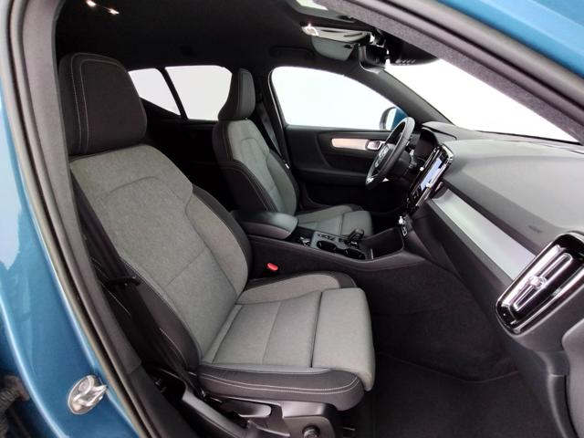Volvo XC40 T4 Recharge Plug-in Hybrid automatico Core - foto 3 di 4