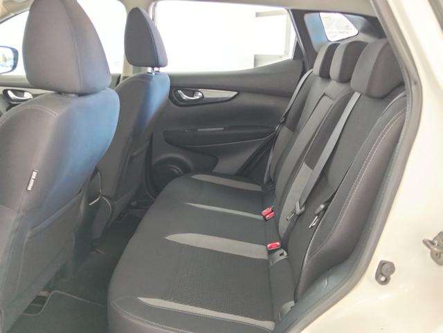 Nissan Qashqai 1.3 DIG-T 140 CV Acenta Premium - foto 4 di 4