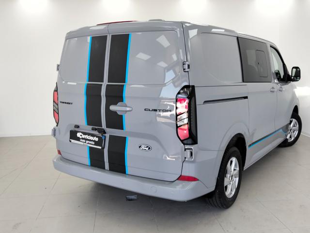 Ford Transit Custom 320 2.0 EcoBlue 136CV aut. Furg. Tit. - foto 2 di 4