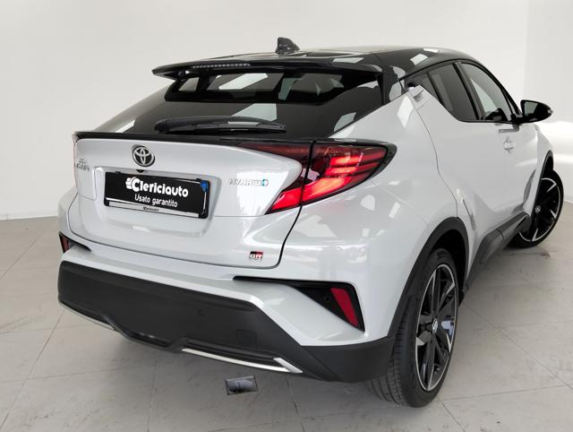 Toyota C-HR 2.0 Hybrid E-CVT GR Sport - foto 2 di 4