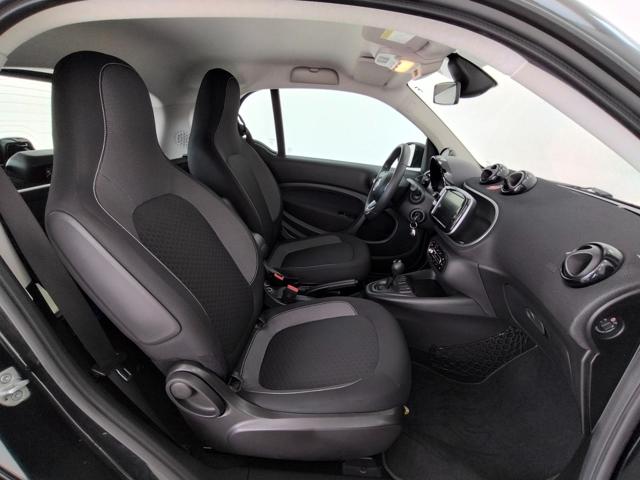 smart forTwo EQ Passion - foto 3 di 4