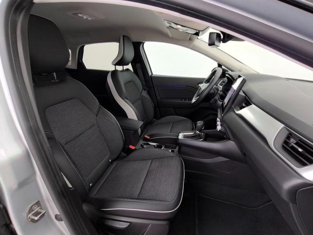 Renault Captur Plug-in Hybrid E-Tech 160 CV Techno - foto 3 di 4