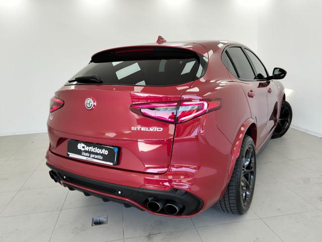 Alfa Romeo Stelvio 2.9 Bi-Turbo V6 510 CV AT8 Quadrifoglio - foto 2 di 4