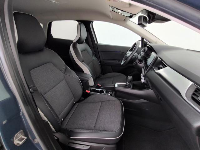 Renault Captur 1.6 E-Tech hybrid Zen 145cv auto - foto 3 di 4
