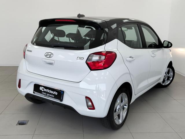 Hyundai i10 1.0 MPI Tech - foto 2 di 4