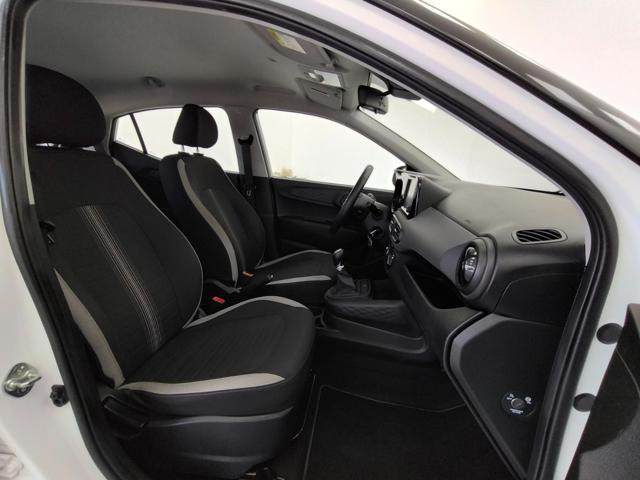 Hyundai i10 1.0 MPI Tech - foto 3 di 4