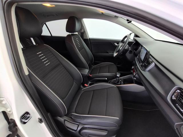Kia Rio 1.0 T-GDi 120 CV MHEV DCT GT Line - foto 3 di 4