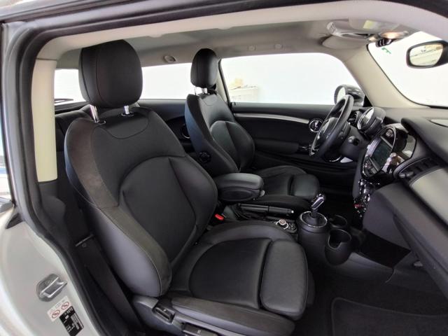 MINI Cooper 1.5 Cooper D Baker Street - foto 3 di 4
