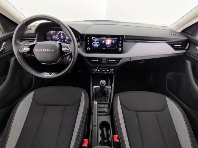 Skoda Kamiq 1.0 TSI 115 CV Black Dots + Convenience Pack - foto 4 di 4