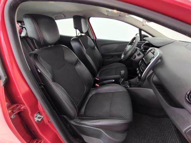 Renault Clio TCe 12V 75 CV 5 porte Business - foto 3 di 4