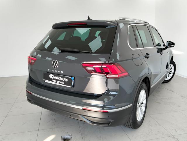 Volkswagen Tiguan 2.0 TDI 150 CV DSG Elegance - foto 2 di 4