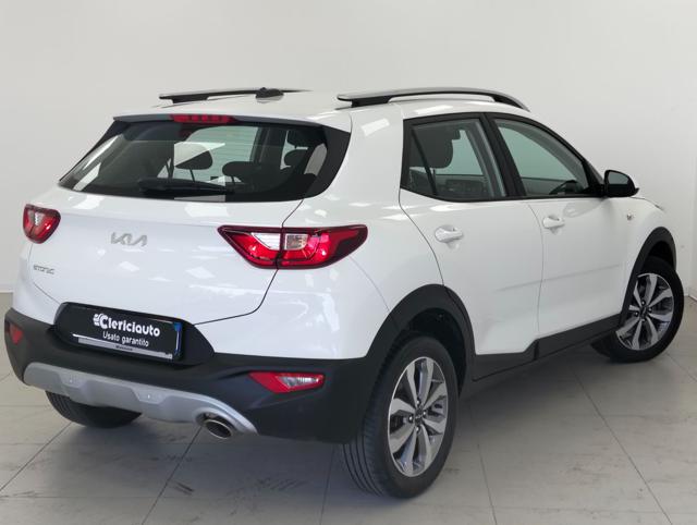 Kia Stonic 1.2 DPI Urban - foto 2 di 4