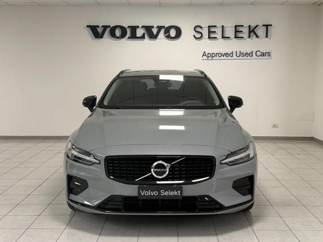 Volvo V60 B3 automatico Plus Dark - foto 4 di 4