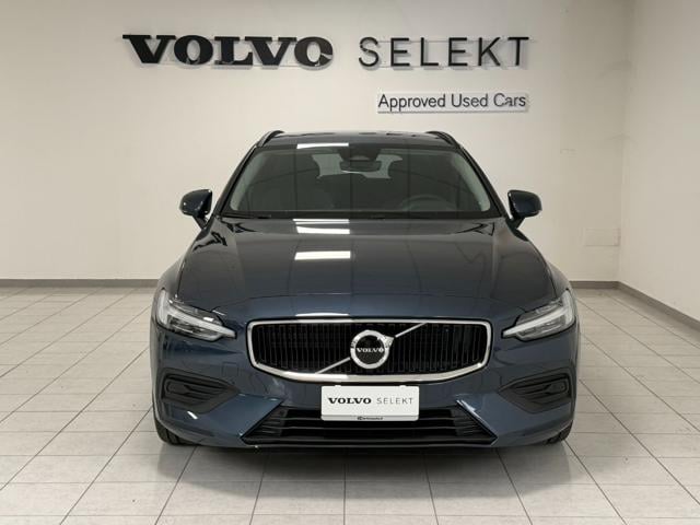 Volvo V60 B4 (d) automatico Core usato a LURATE CACCIVIO