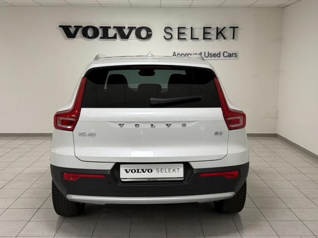 Volvo XC40 B3 automatico Core - foto 4 di 4
