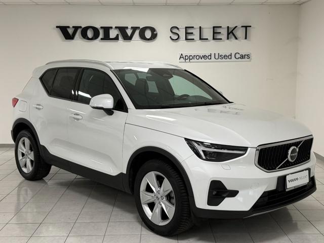 Volvo XC40 B3 automatico Core - foto 2 di 4