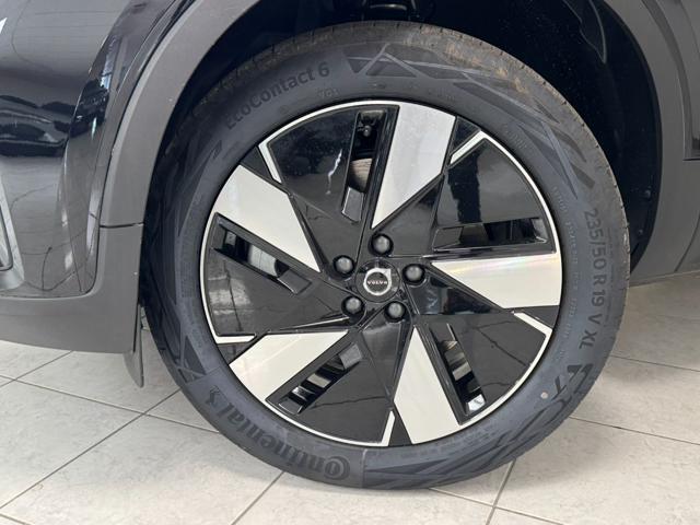 Volvo EX40 Single Motor RWD Core - KM 0, del 2024, 1 km, in vendita a Lurate Caccivio (CO)