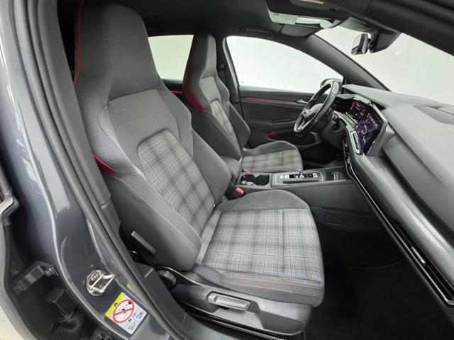 Volkswagen Golf 2.0 TSI GTI DSG - foto 2 di 4
