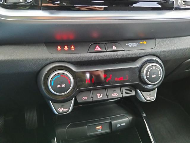 Kia Stonic 1.2 MPI Style Special Edition usato a LURATE CACCIVIO