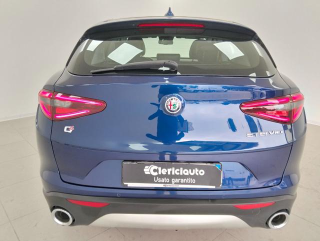 Alfa Romeo Stelvio 2.2 Turbodiesel 210 CV AT8 Q4 Executive usato a LURATE CACCIVIO