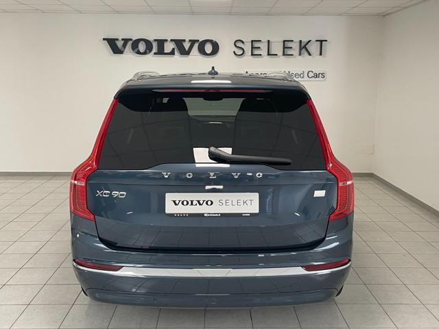 Volvo XC90 T8 Plug-in Hybrid AWD 7 posti Ultra Bright KM0 - foto 4 di 4