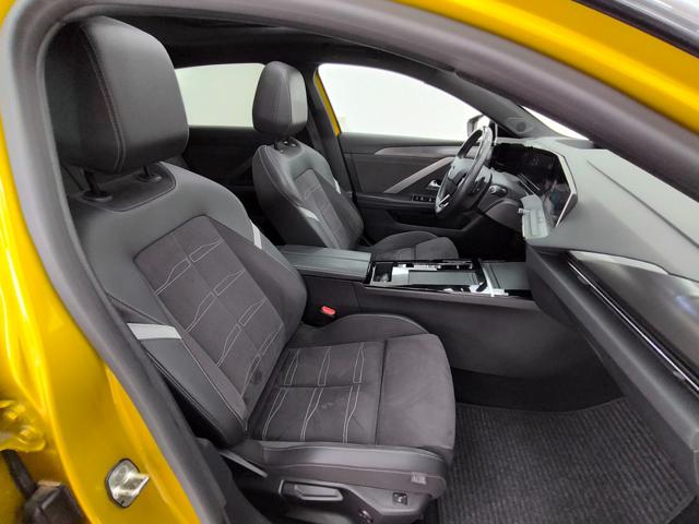 Opel Astra 1.5 Turbo Diesel 130 CV AT8 Ultimate - foto 3 di 21