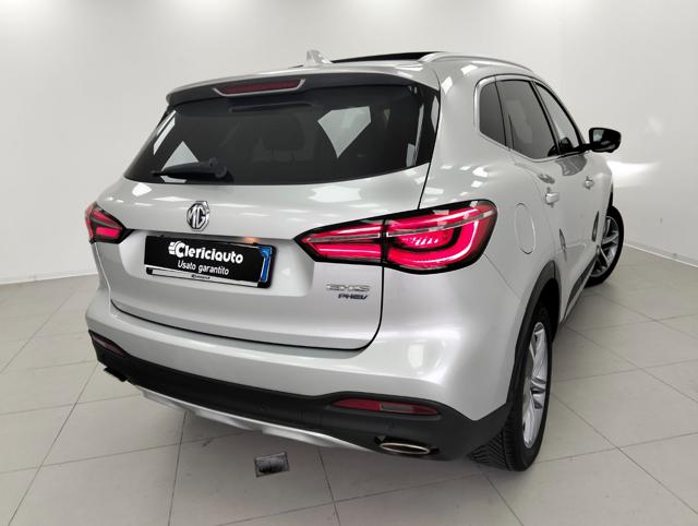 MG EHS Plug-in Hybrid Exclusive - foto 2 di 20