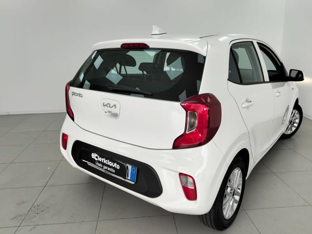 Kia Picanto 1.0 12V 5 porte Urban - foto 2 di 4
