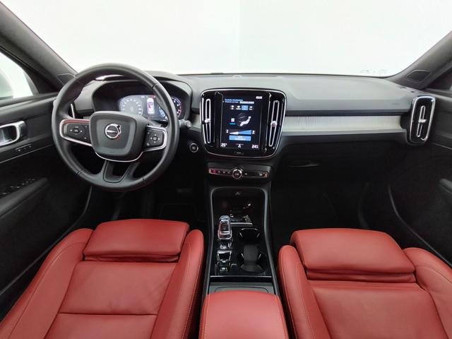 Volvo XC40 T4 AWD Geartronic Inscription - foto 4 di 4