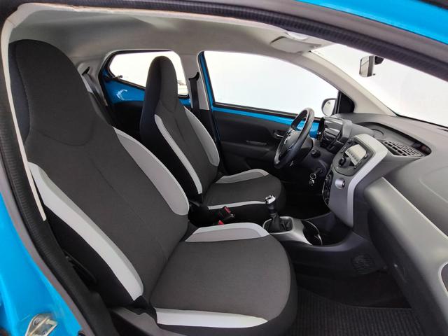 Toyota Aygo 1.0 VVT-i 69 CV 5 porte x-cite - foto 3 di 4