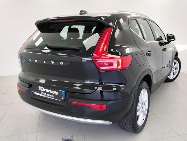 Volvo XC40 T4 Recharge Plug-in Hybrid Inscription Expression - foto 2 di 4