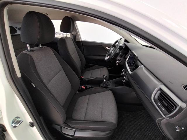 Kia Stonic 1.2 DPI Urban - foto 3 di 4