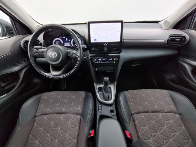 Toyota Yaris Cross 1.5 Hybrid 130 CV 5p. E-CVT Lounge - foto 4 di 4