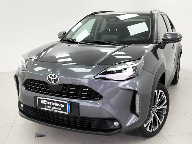 Toyota Yaris Cross 1.5 Hybrid 130 CV 5p. E-CVT Lounge, del 2024, 38.700 km, in vendita a Lurate Caccivio (CO)