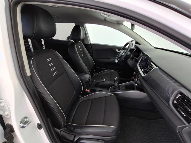 Kia Stonic 1.0 T-GDi 100 CV MHEV iMT GT Line - foto 3 di 4