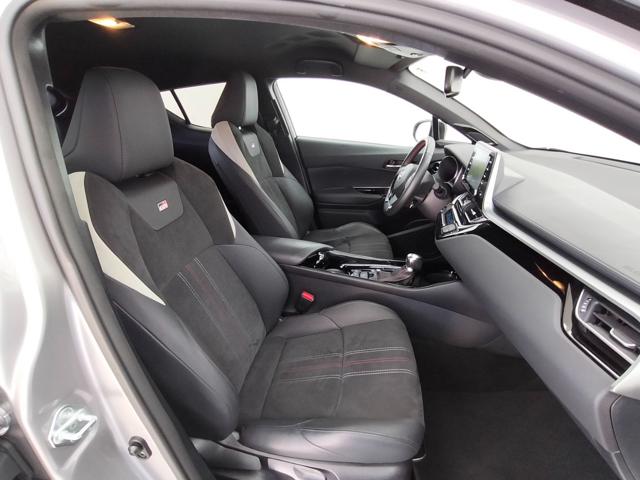 Toyota C-HR 2.0 Hybrid E-CVT GR Sport - foto 3 di 4