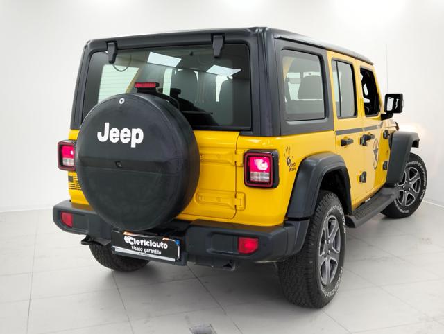 Jeep Wrangler Unlimited 2.2 Mjt II Sport - foto 2 di 4