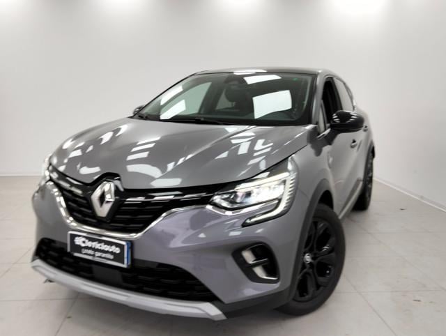 Renault Captur Full Hybrid E-Tech 145 CV Techno, del 2023, 65.700 km, in vendita a Lurate Caccivio (CO)