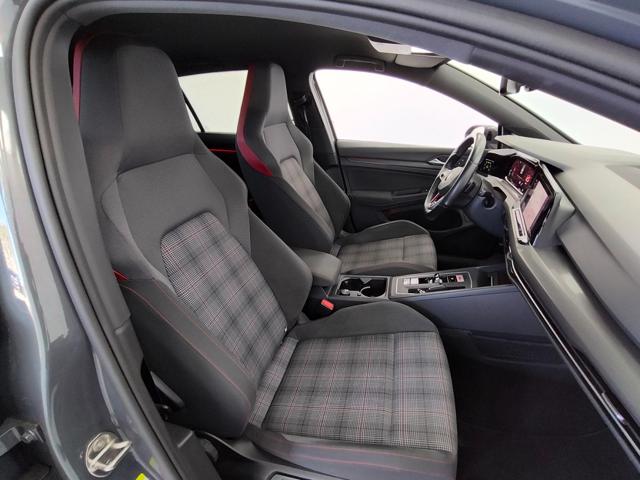 Volkswagen Golf 2.0 TSI DSG GTI - foto 3 di 4