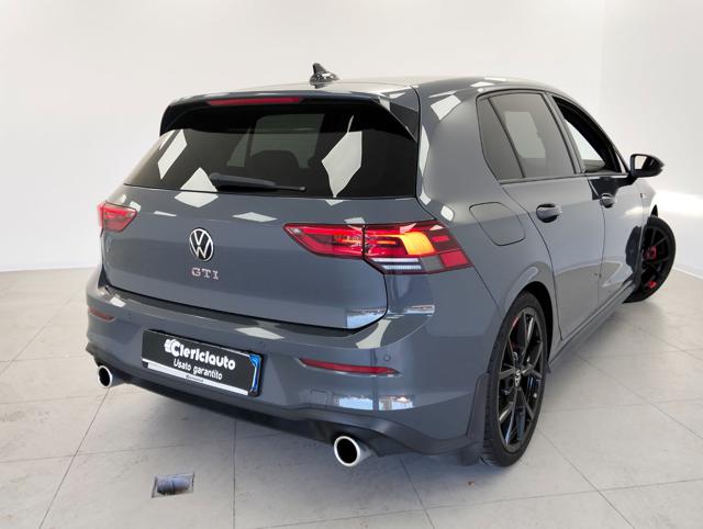 Volkswagen Golf 2.0 TSI DSG GTI - foto 2 di 4