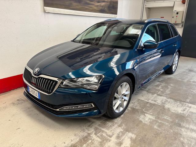 Skoda Superb 2.0 TDI EVO 200 CV SCR DSG Wagon 4x4 Style - foto 3 di 4