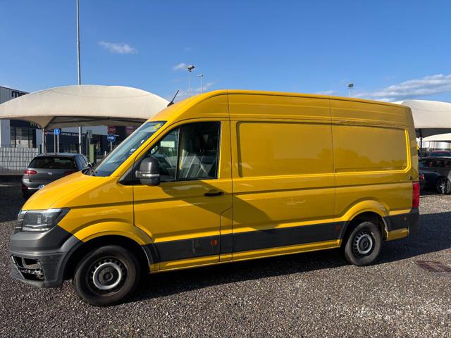 Volkswagen Crafter 30 2.0 TDI 140CV PM-TA Furgone +IVA, del 2020, 181.000 km, in vendita a Montano Lucino (CO)