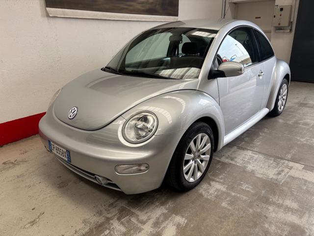 Volkswagen New Beetle 1.6 - foto 4 di 4