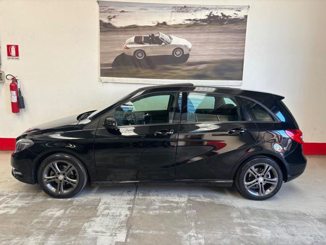 Mercedes-Benz B 180 CDI Premium PELLE TETTO APRIBILE, del 2015, 98.000 km, in vendita a Montano Lucino (CO)
