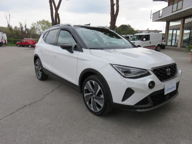 SEAT Arona 1.0 TGI FR ITALIANA fari full led - foto 2 di 4