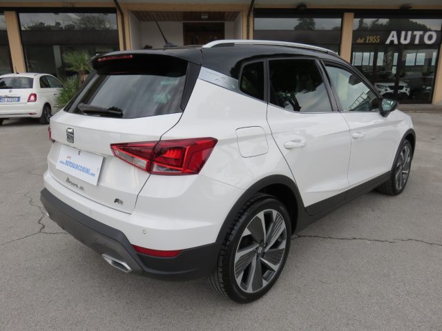 SEAT Arona 1.0 TGI FR ITALIANA fari full led - foto 3 di 4