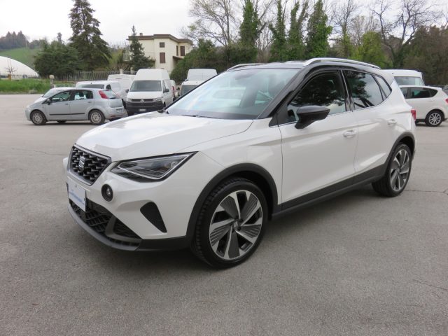 SEAT Arona 1.0 TGI FR ITALIANA fari full led usato a TOLENTINO