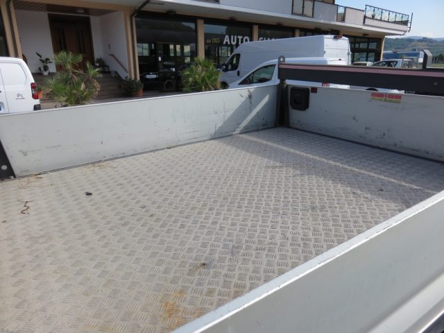 Fiat Ducato 35 2.3 MJT 130CV L3 DOPPIA CAB GRU Cabinato Maxi - foto 4 di 4