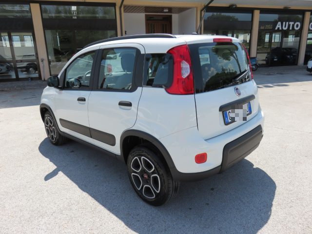Fiat Panda 0.9 TwinAir Turbo Natural Power City Life CLIMA AU - foto 2 di 4